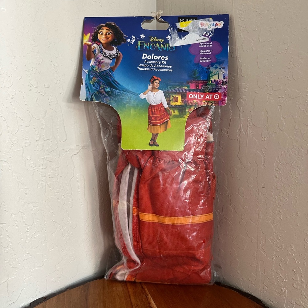 🎃Disney Encanto Dolores Madrigal Accessory Kit Apron & Headband